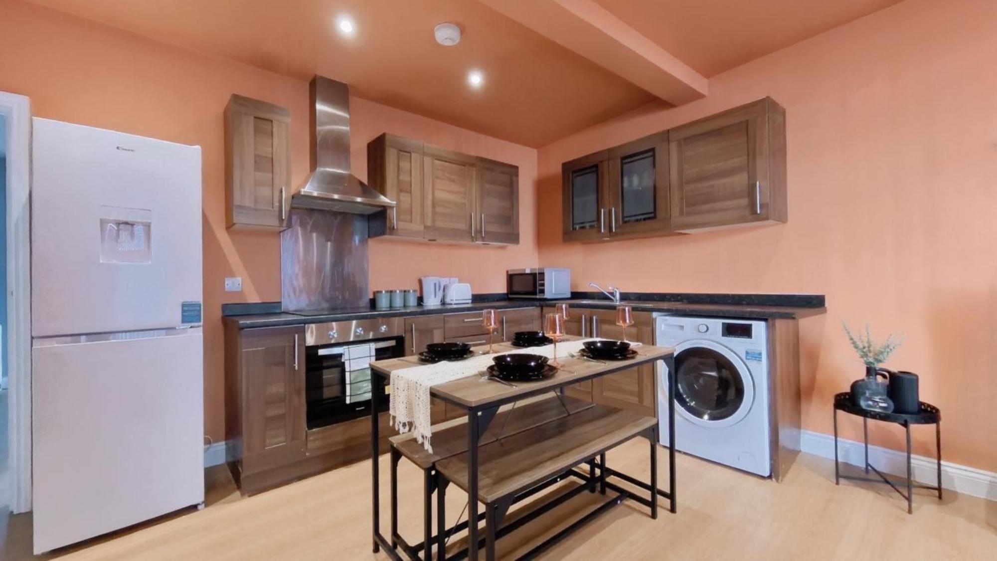 Group Bookings: Up To 30 Guests Across 5 Spacious Flats! Keyless Access Free Wifi & Parking Birmingham Luaran gambar