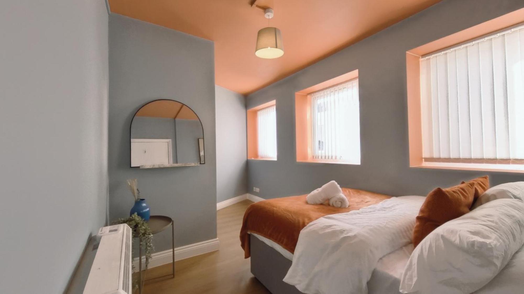 Group Bookings: Up To 30 Guests Across 5 Spacious Flats! Keyless Access Free Wifi & Parking Birmingham Luaran gambar